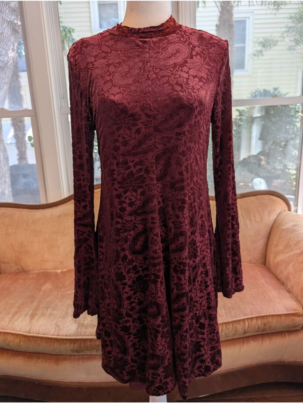 Old Navy NWT Burgundy Velvet Burnout Bell Sleeve Dress Size L Whimsigoth